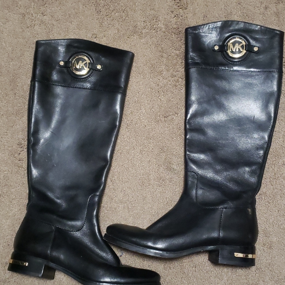 MK women boots